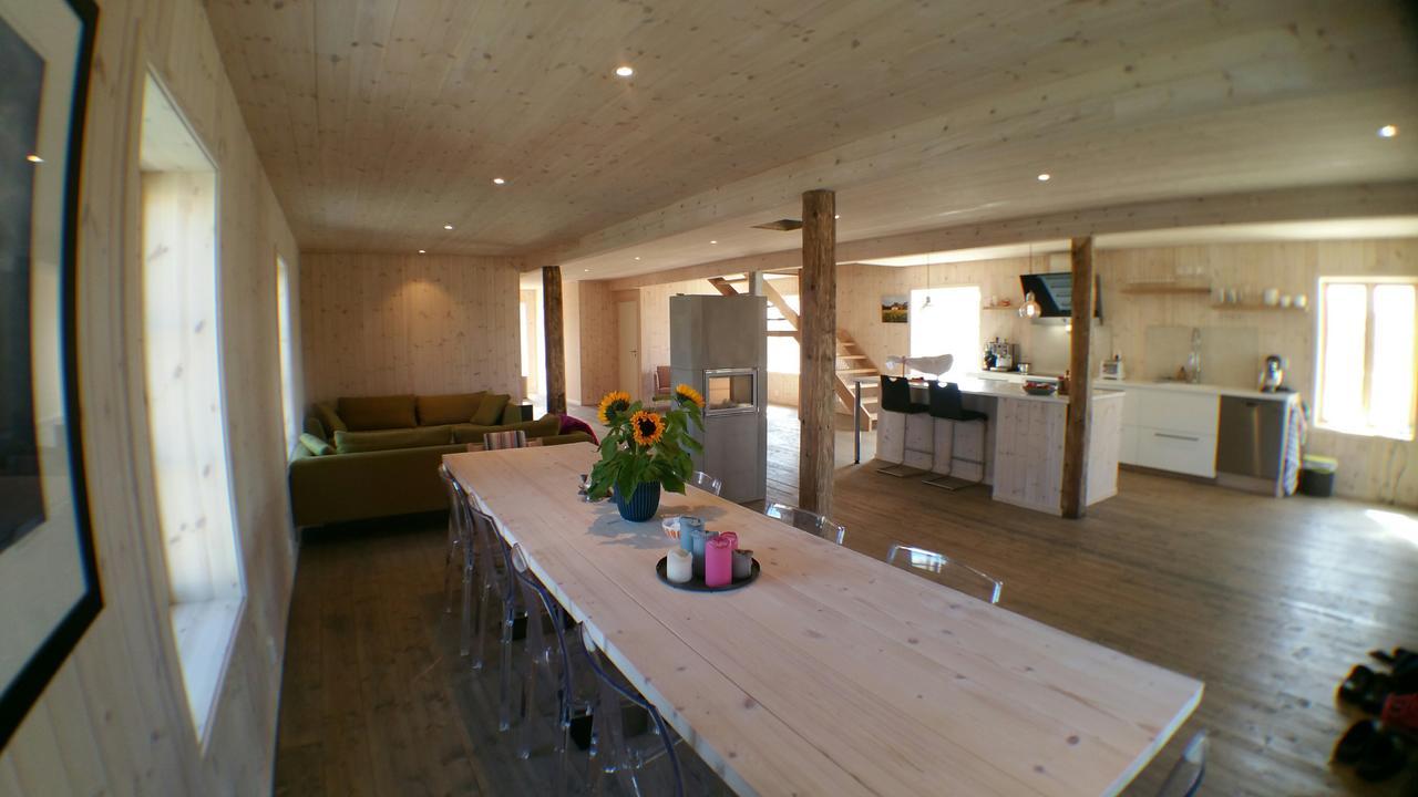 Lysvoldbrygga Bed & Breakfast Henningsvær Exterior foto