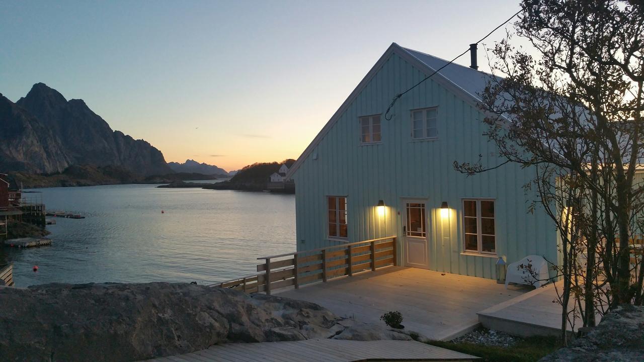 Lysvoldbrygga Bed & Breakfast Henningsvær Exterior foto