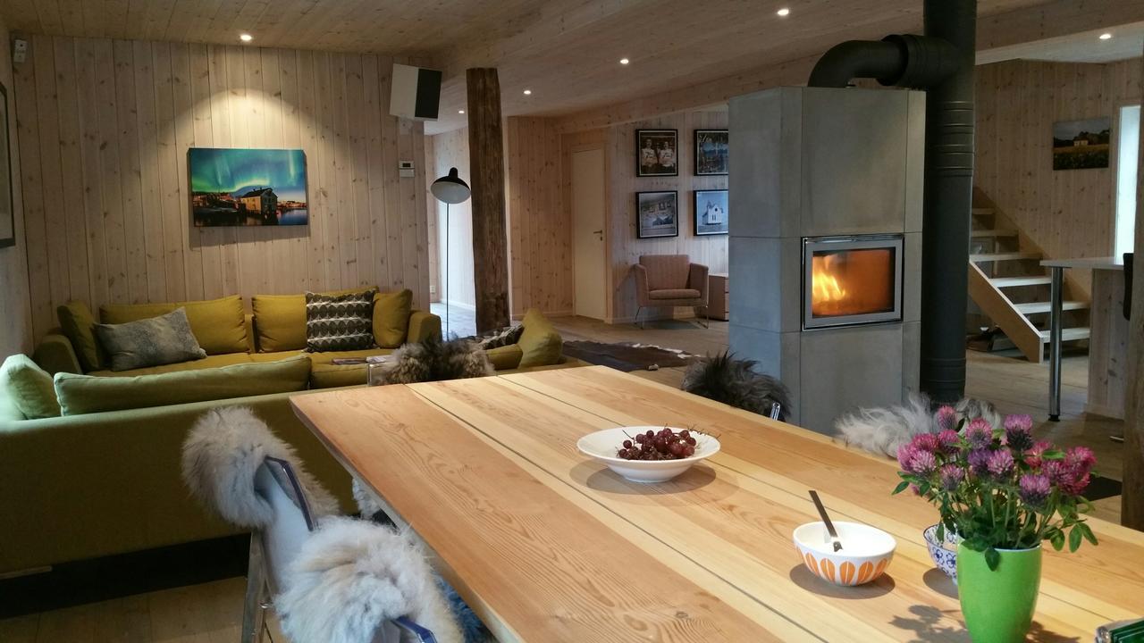 Lysvoldbrygga Bed & Breakfast Henningsvær Exterior foto